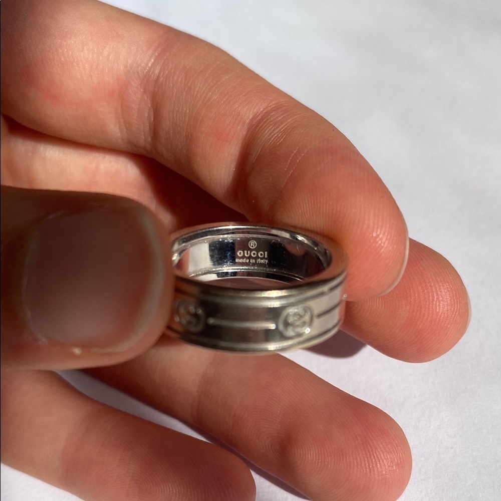 Gucci monogram band ring 18k white gold size 6 - Picture 3 of 8